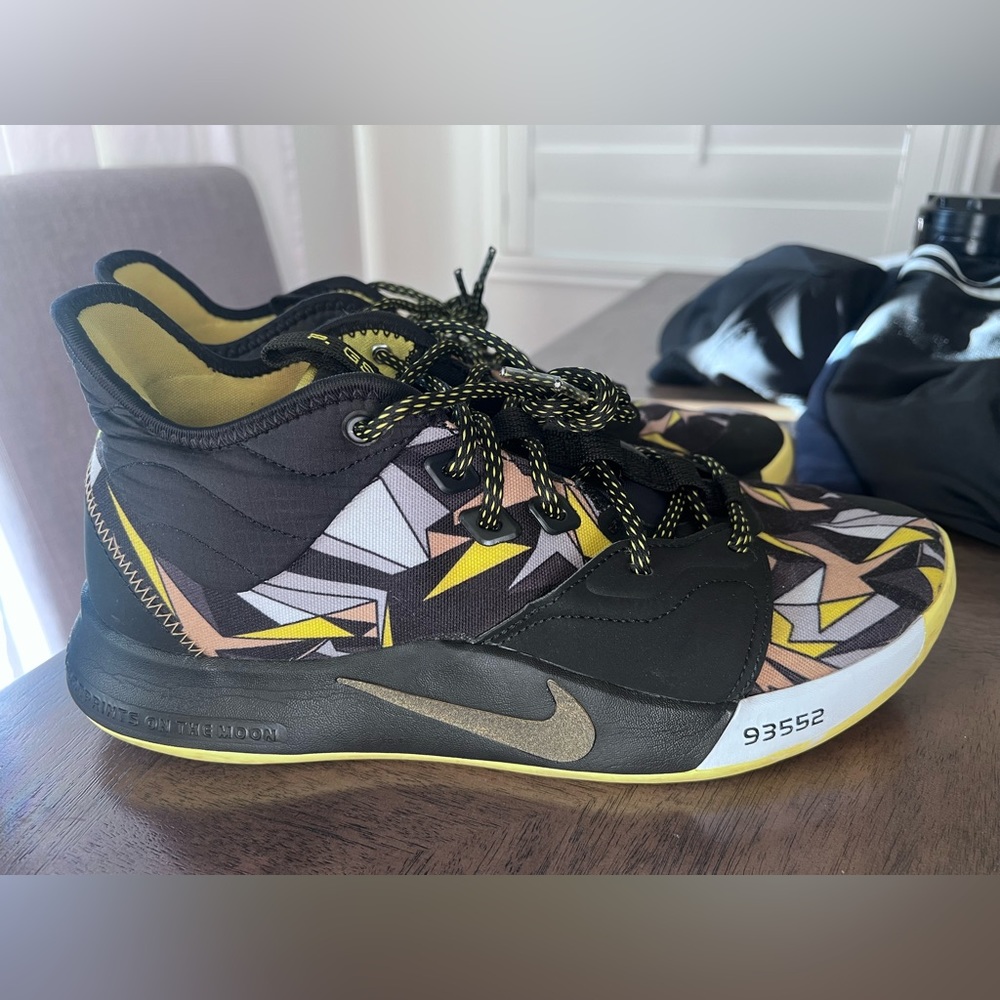 PG 3 Mamba Mentality size 10.5